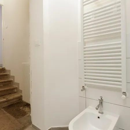 Casa Strehler, Tra Teatro E * Trieste