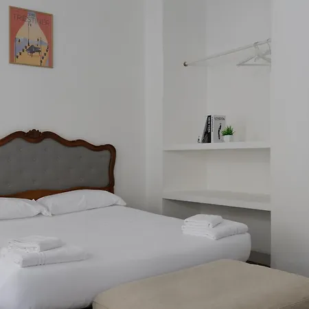 Appartamento Casa Strehler, Tra Teatro E